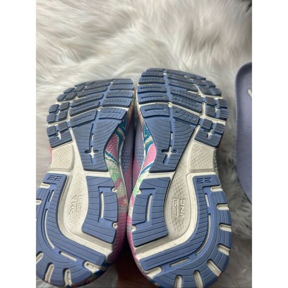 Brooks Adrenaline GTS 22 Womens 9 (B) Gray Purple Athletic  Brooks women’s sneakers adrenaline GTS 22 size 9 1/2 medium B purple